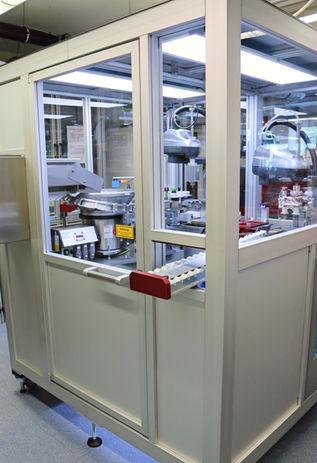 Tube handling laboratory technology Tubes D&T Engineering GmbH Eurofins robot rack automation