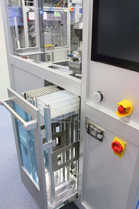 Tubehandling Laboratory Technology Tubes D&T Engineering GmbH Eurofins Robot Rack automation output
