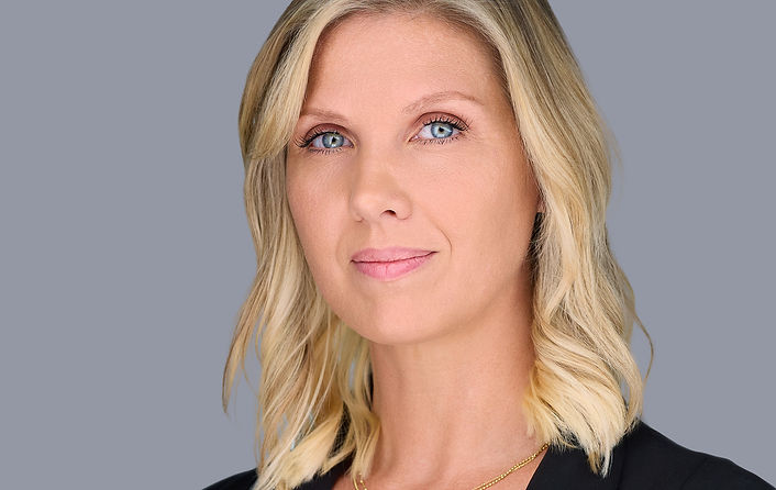 LinkedIn Headshots Dallas and What to wear.jpg
