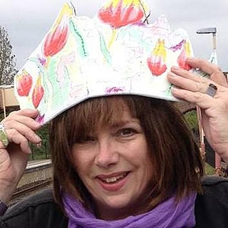 Writer: Clare Carswell