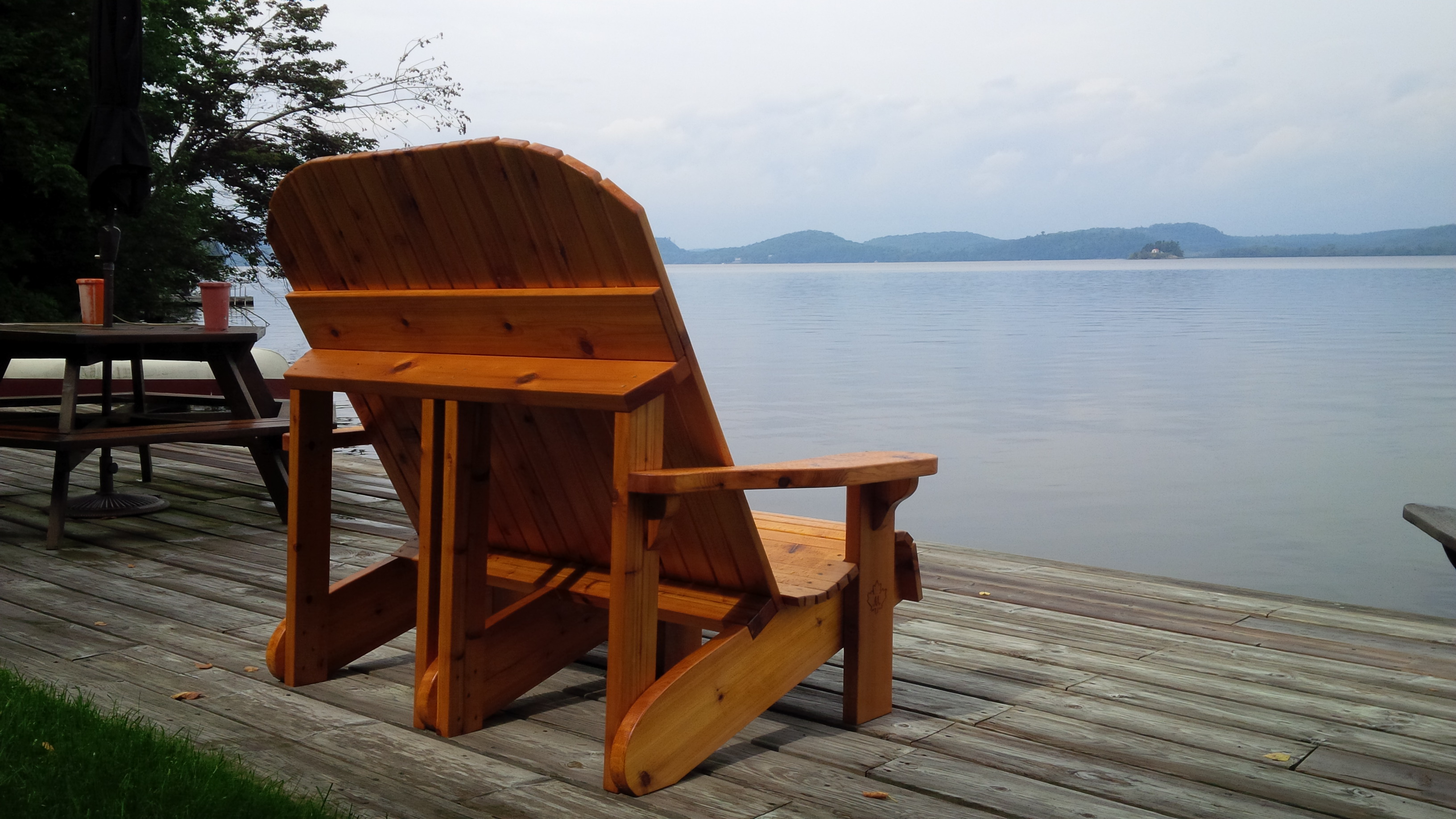 Muskoka Loveseat