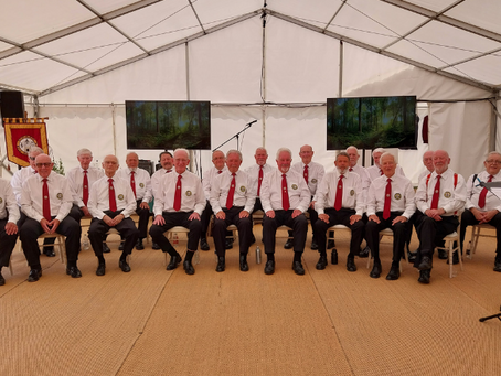 Concert Raises Funds And Food Donations For Isle Of Wight Foodbank