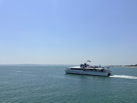 FastCat Nap — Wightlink Trims Weekend Sailings
