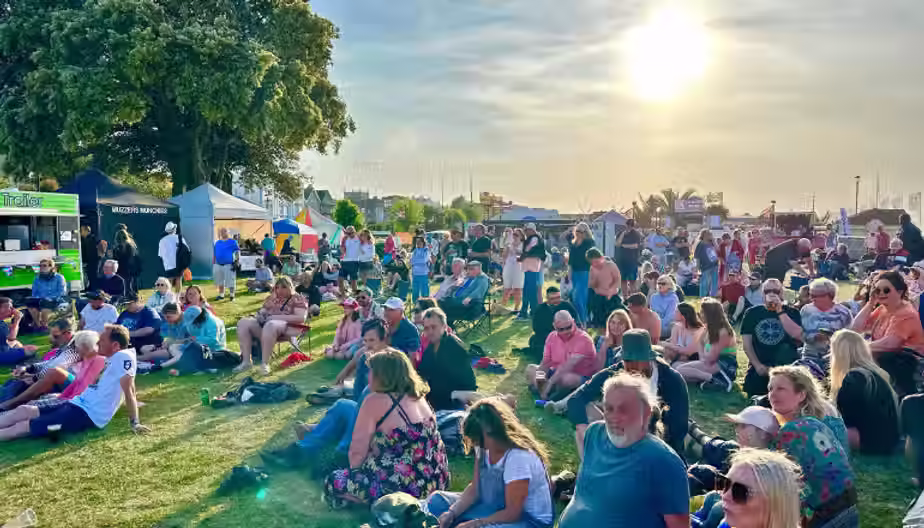 Ticket to Ryde Returns To Ryde Seafront For August Bank Holiday Weekend