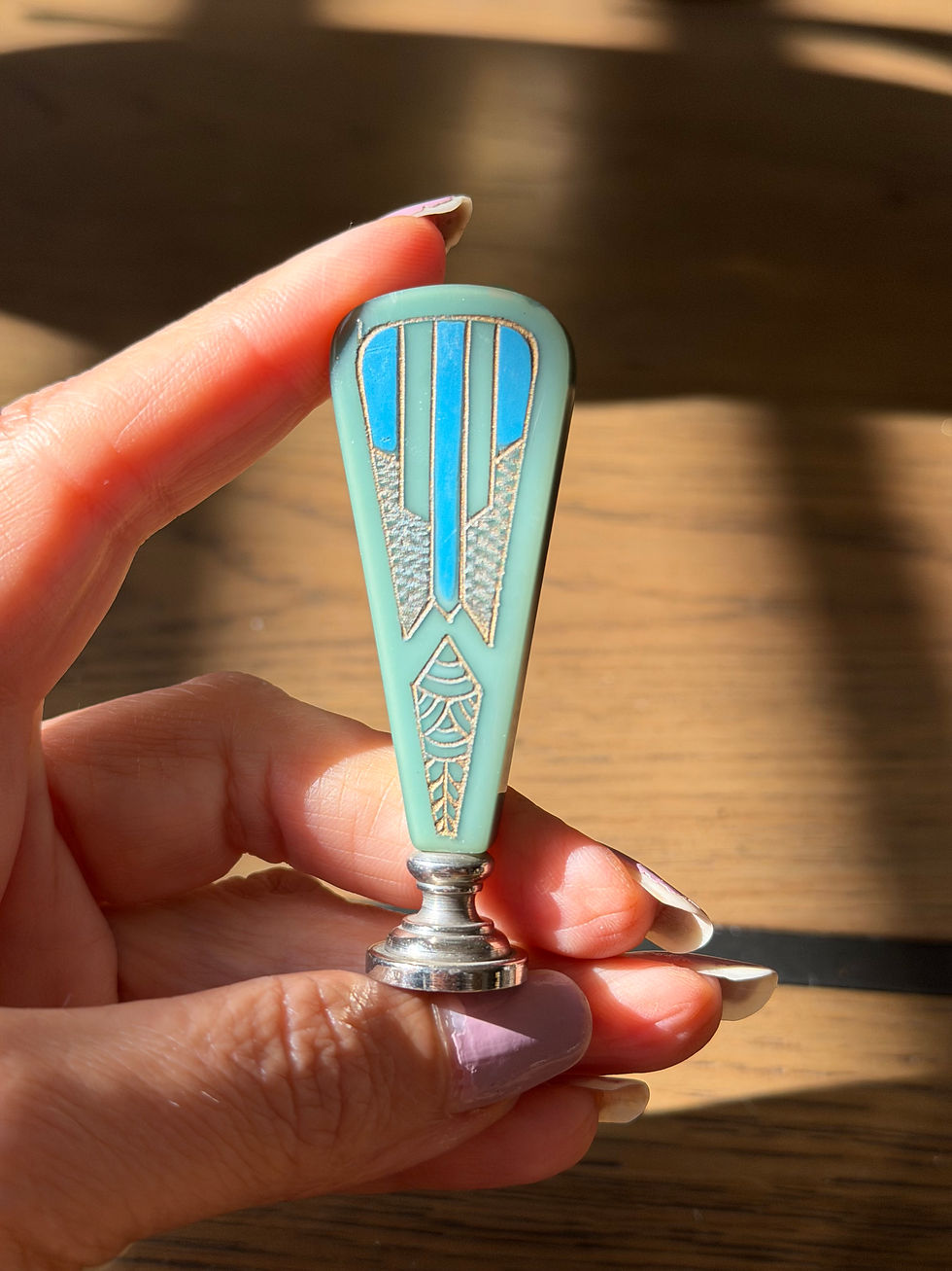 Thumbnail: Blue and Green Bakelite Wax Seal