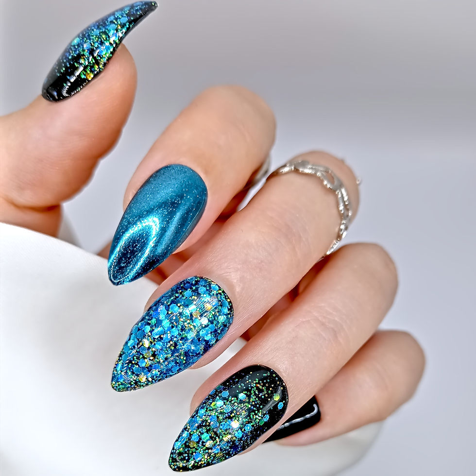 Thumbnail: No. 72 Blue Magic - Medium Stiletto - Zwart met blauw