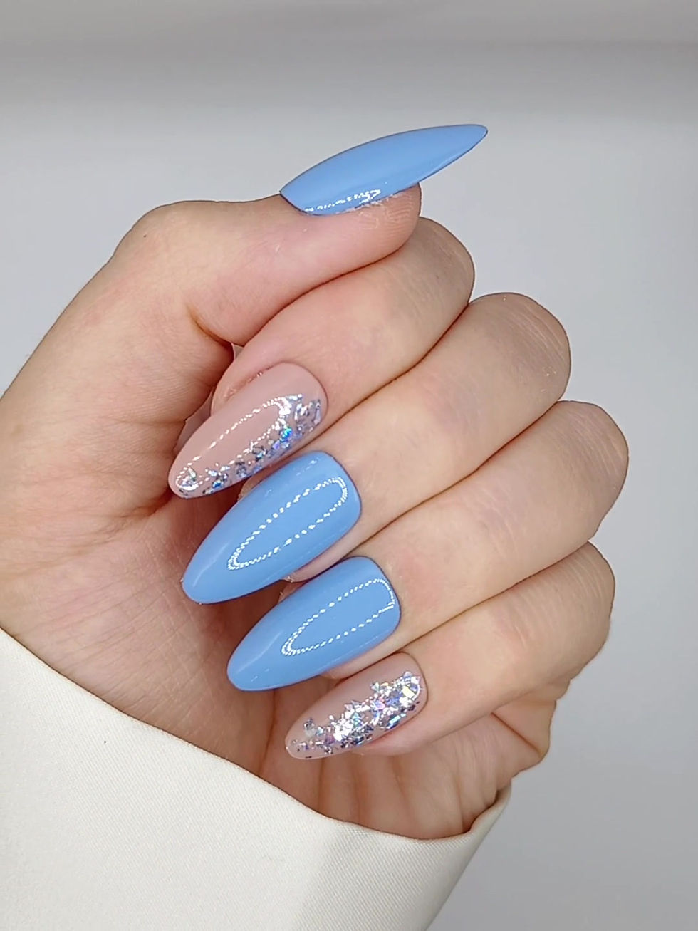Thumbnail: B-55 - Lang Stiletto - Zwart - Basics