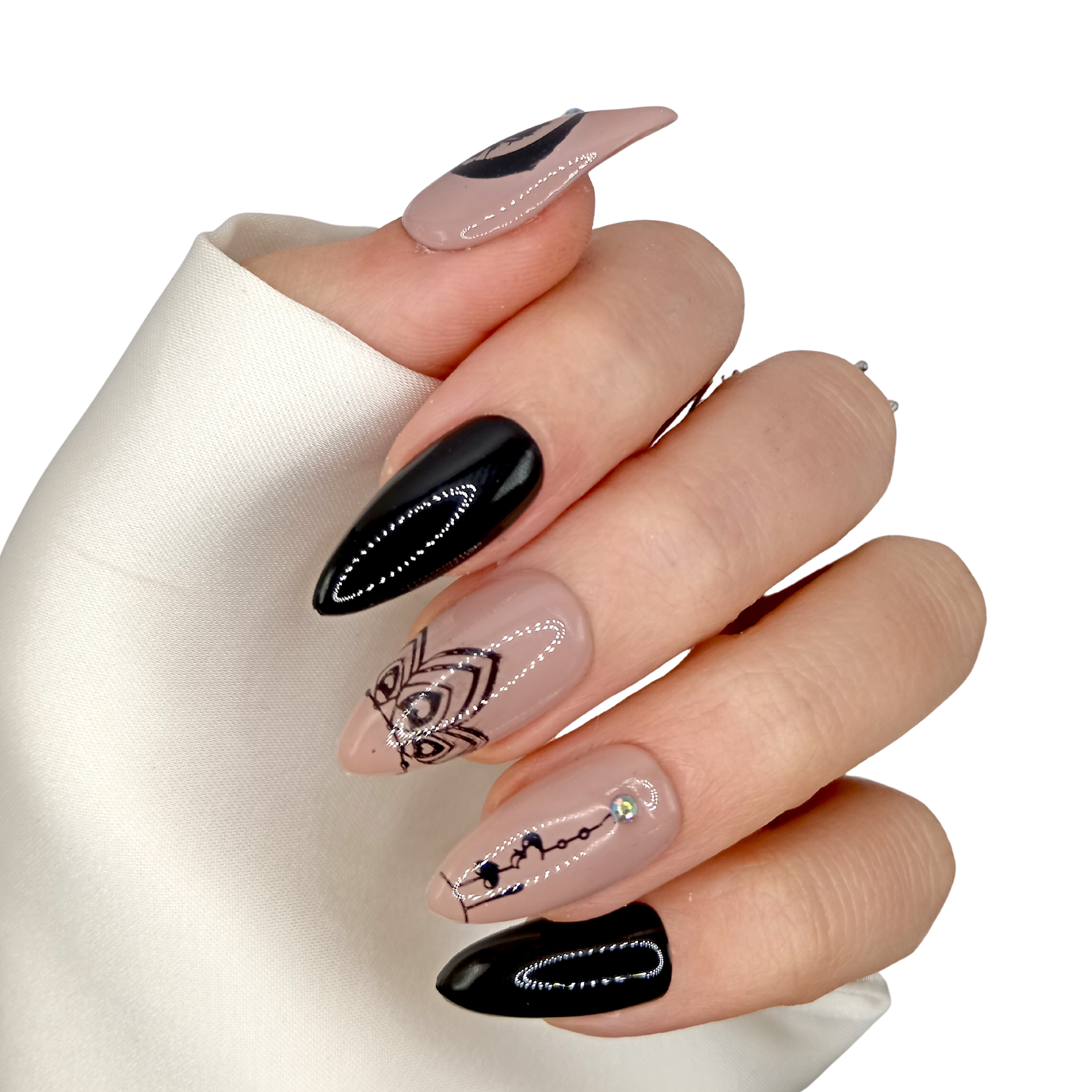 No. 122 Dream Catcher - Medium Stiletto - Zwart met tekeningen