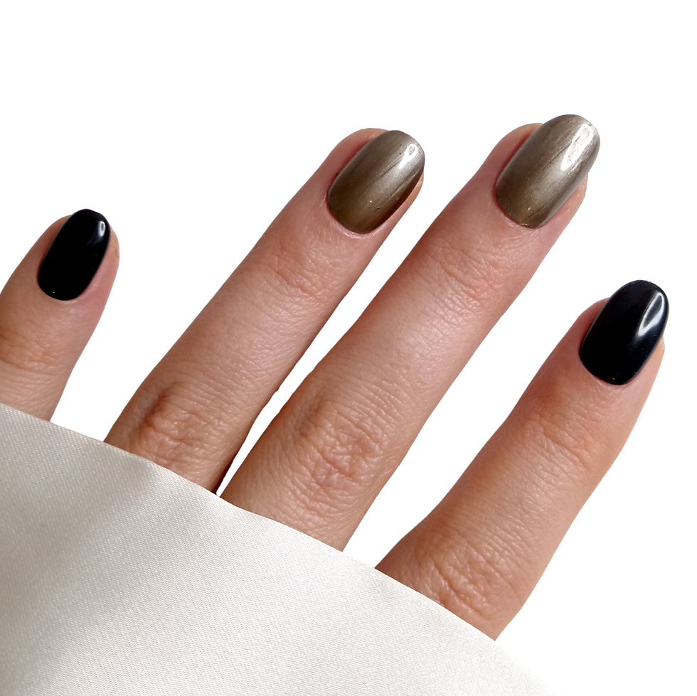 Thumbnail: B-18 - Korter Rond - Zwart Goud Metallic - Basics