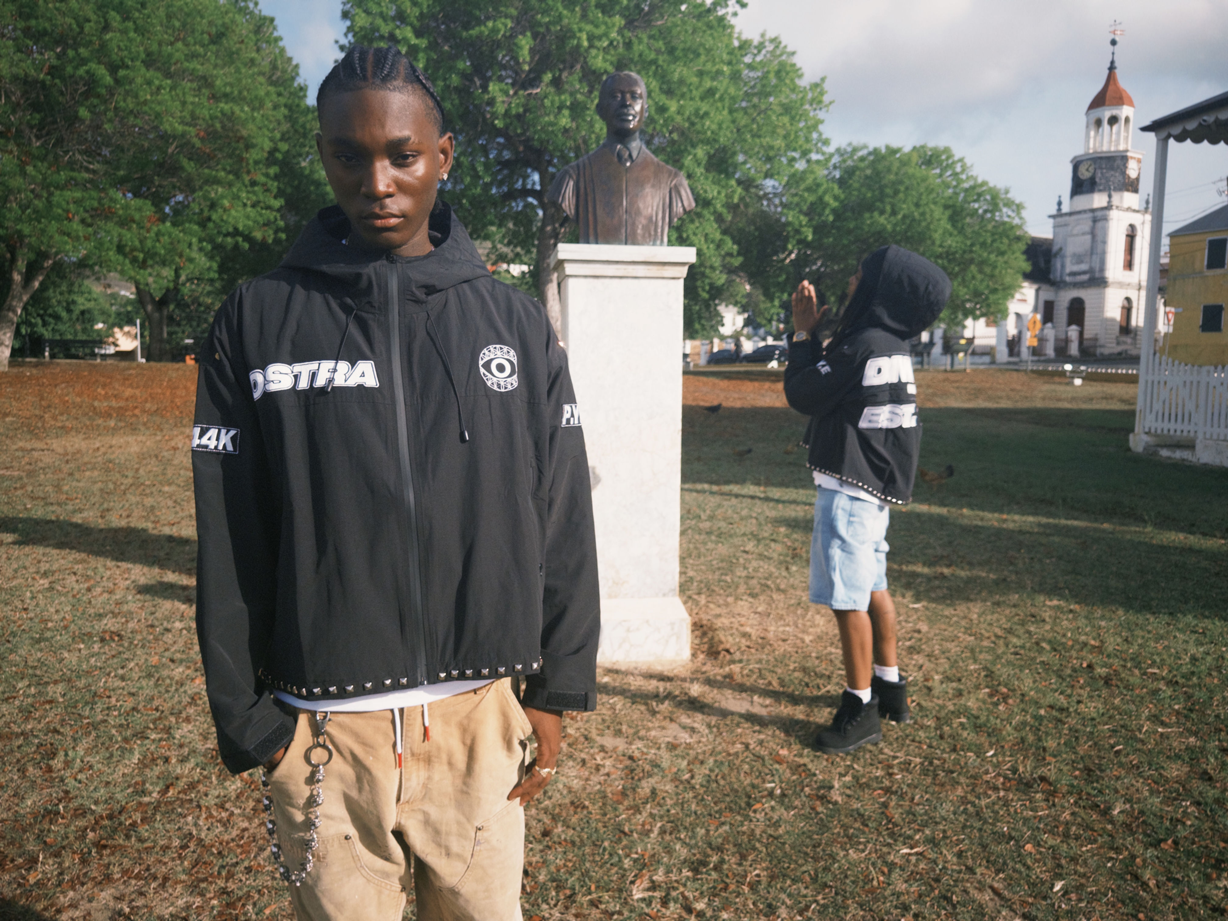 AVODAH WINDBREAKER