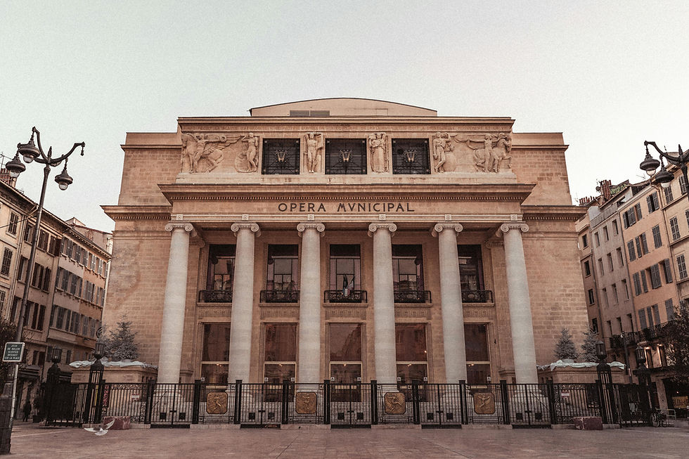Le coworking Smack est situé en plein coeur de Marseille, à deux pas de l'Opéra et du Vieux Port