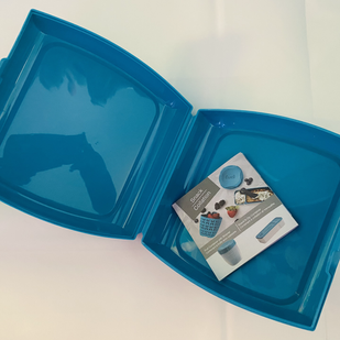 Hinged Sandwich Box