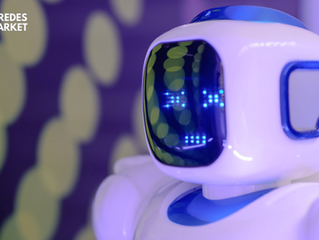 Un robot en primer plano que representa a la IA.