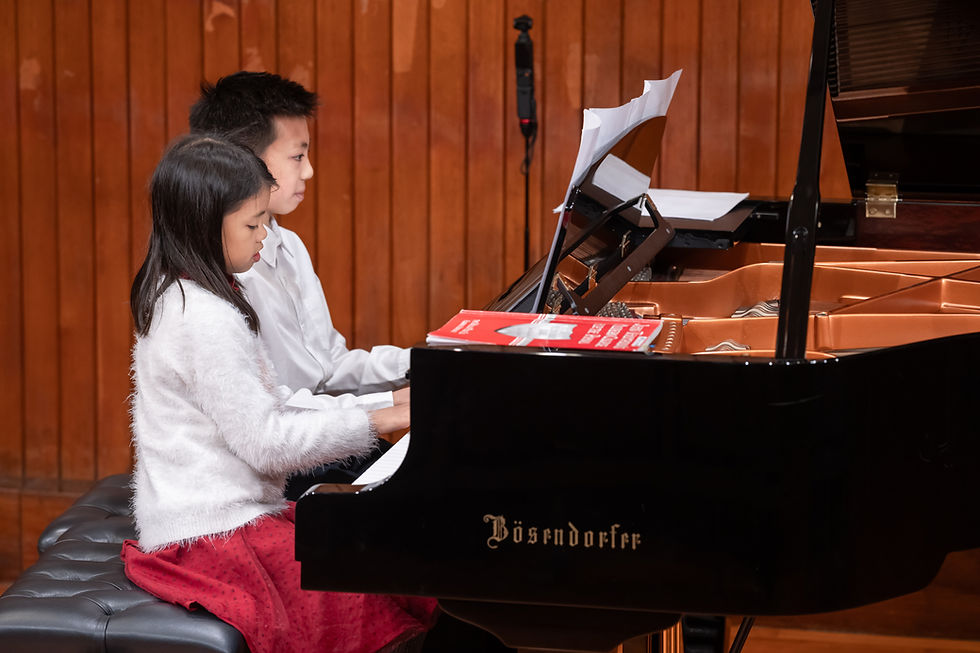 Highlights from our Christmas Concert 2025! 🎄🎻