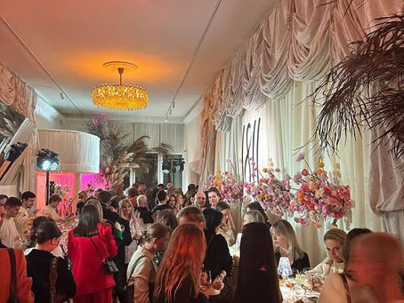 Your PR job doesn’t stop - always be ready - also during cocktail hour!