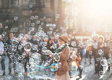 Bubbles going to woman (c).jpg