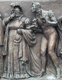 Памятник Грибоедову