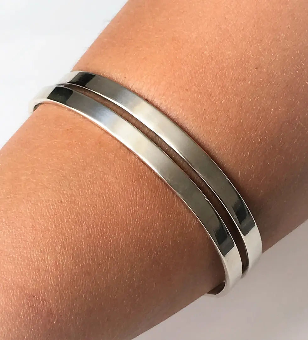 Thumbnail: 925 Sterling Silver Infinity Bangle, Entwined Elegance.