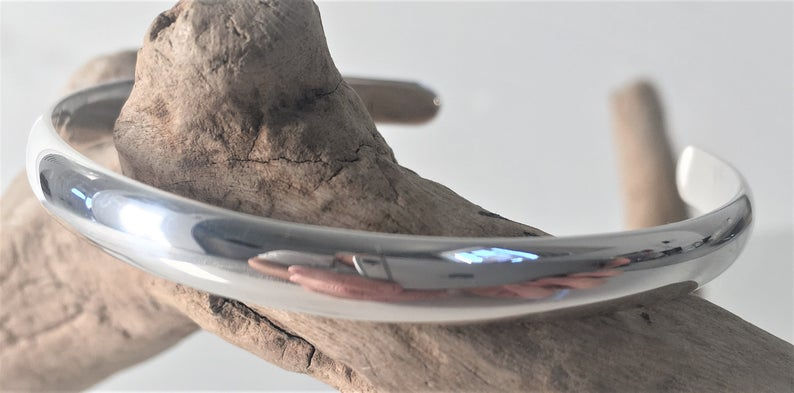 Thumbnail: Solid 925 Sterling Silver Half Rounded Milan Classic Cuff Bracelet.