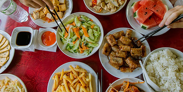 Cat Ba local food family restaurant
