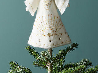 The Angel on the Christmas Tree