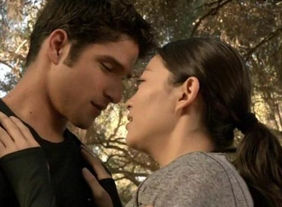 ¿Kira ausente? ¿Nueva novia para Scott?