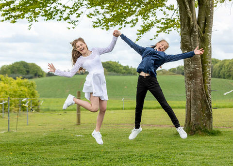 Konfirmationsfotografering on location, forevig jeres store dag, Fotograf Hjørring, Nordjylland.