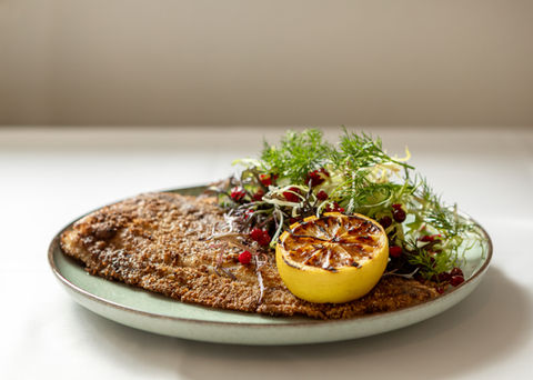Raalingen Hou, madfotografering der viser sprødhed, friske råvarer, lækre ingredienser og detaljer. Reklamefotograf Hjørring, Nordjylland.