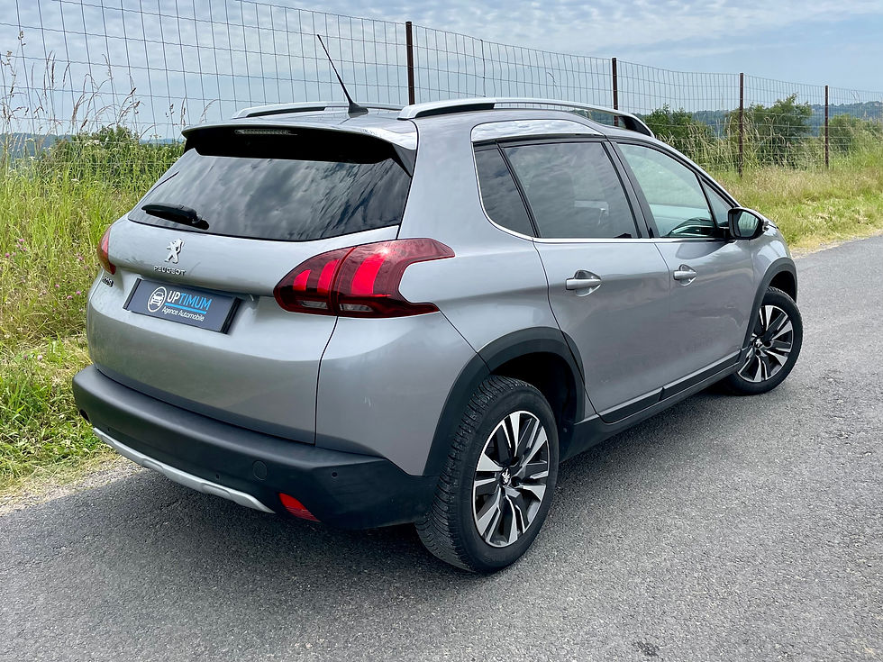 Miniature : PEUGEOT 2008 1.5 BLUEHDI 100ch ALLURE