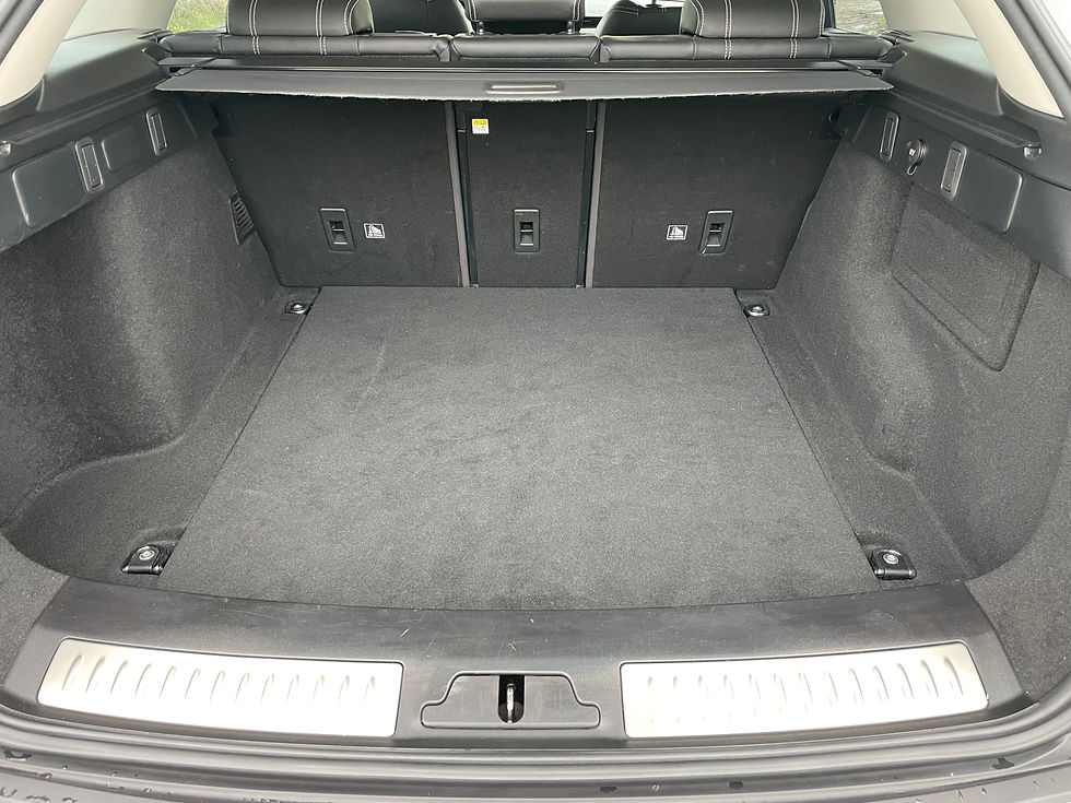 Miniature : LAND ROVER RANGE ROVER VELAR 3.0D 300ch 4WD S