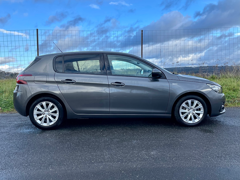 Miniature : PEUGEOT 308 II (2) 1.2 PURETECH 130ch STYLE EAT8