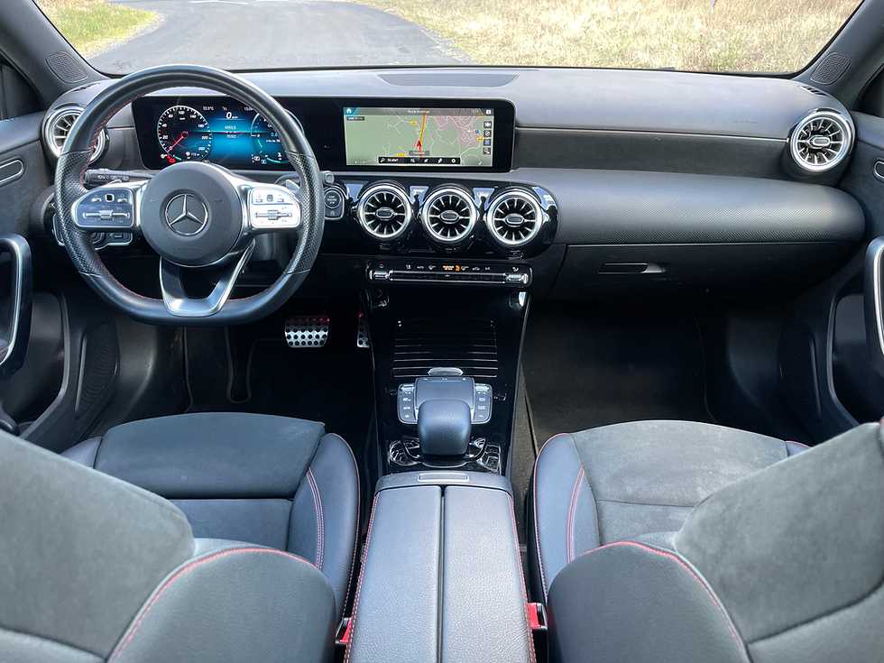 Miniature : MERCEDES CLASSE A IV 180 136ch AMG LINE 7G-DCT