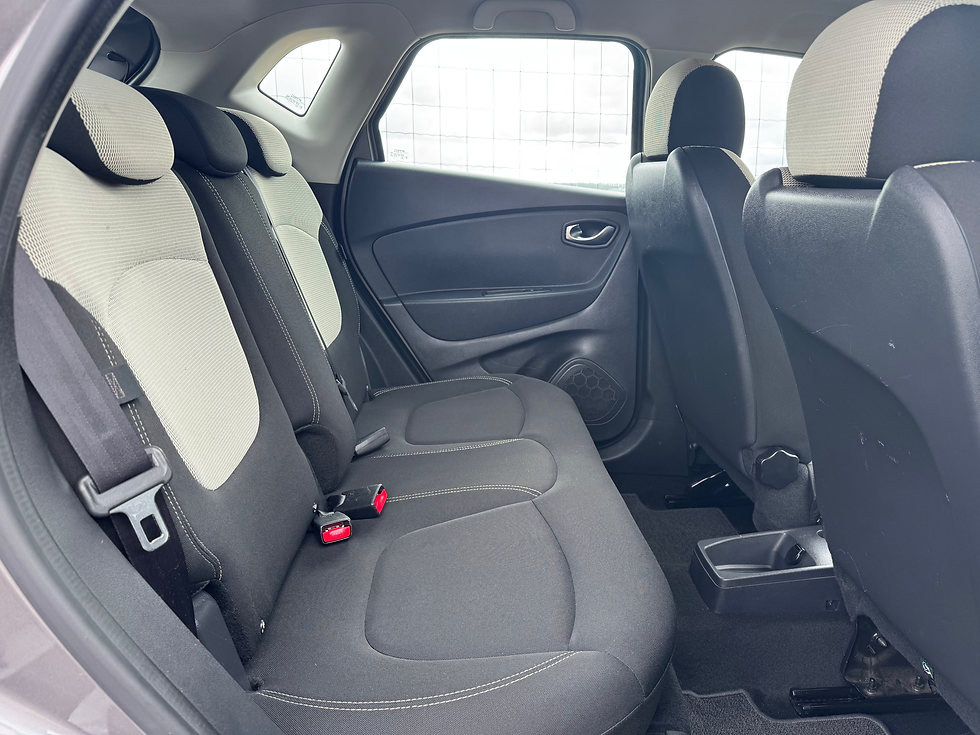 Miniature : RENAULT CAPTUR 1.5 DCI 110ch ZEN