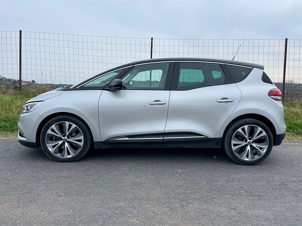 Miniature : RENAULT SCENIC 4 1.5 DCi 110ch INTENS EDC