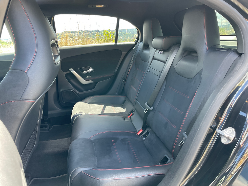 Miniature : MERCEDES CLASSE A IV 180 136ch AMG LINE 7G-DCT