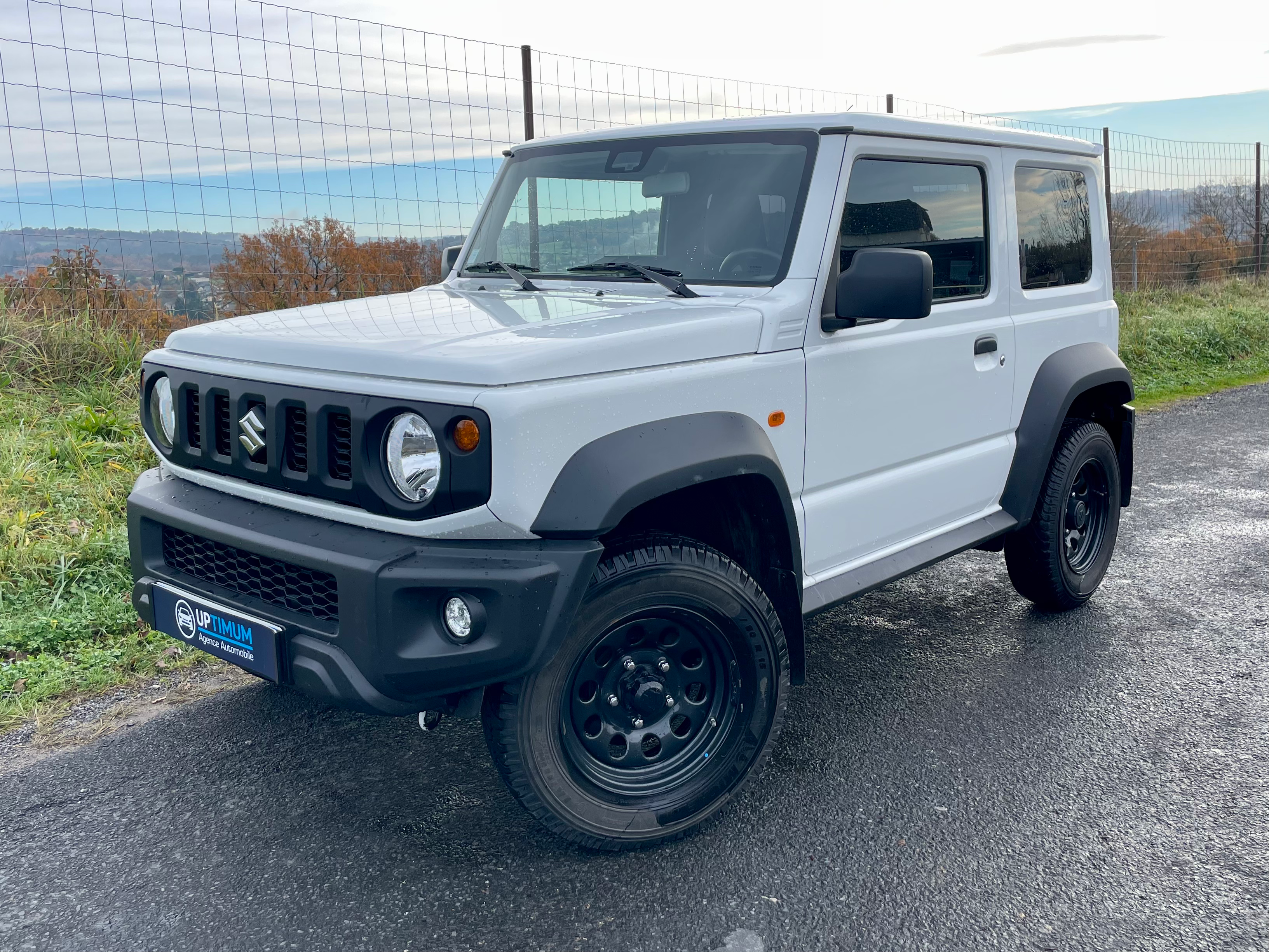 SUZUKI JIMNY 1.5 VVT 102ch PRIVILEGE 4WD
