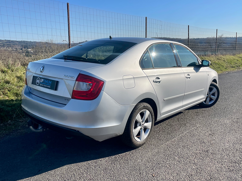 Miniature : SKODA RAPID 1.6 TDI 105ch AMBITION