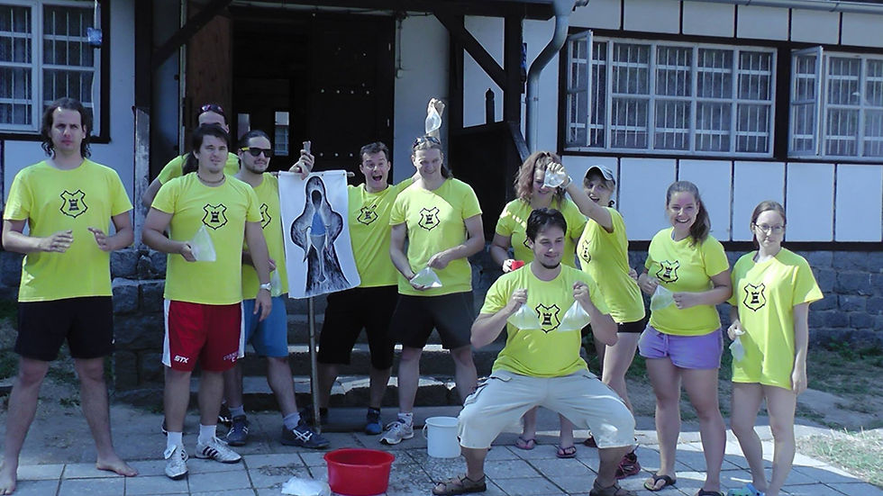 11872261_865635986859075_916587113716903