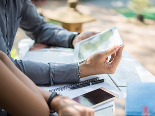 How to Create the Job and Salary Manual for Your Medical Clinic: A Complete Guide