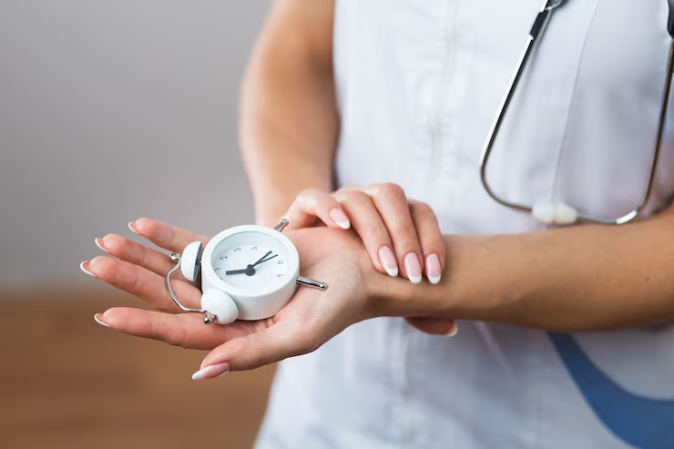 Hora Clínica: Como Calcular e Adicionar ao Preço do Seu Serviço Médico ou Odontológico