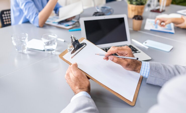 Plano de Negócios para Clínicas: Como Criar um Plano Sólido e Realista