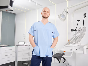 How to Build and Manage a Monthly Implant Sales Goal Plan