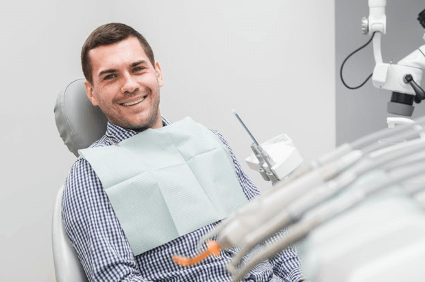 Como captar pacientes de implantes dentários