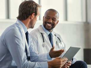 Clinic Management Mentorship: The Path That Takes Your Business to the Next Level