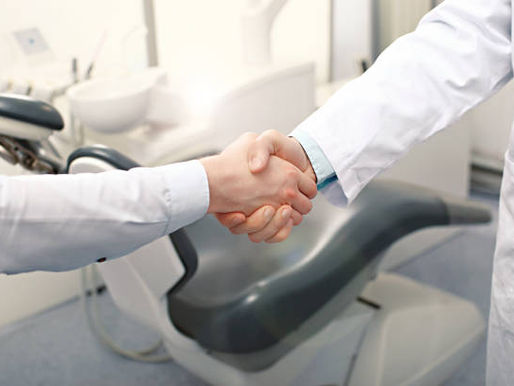 3 dicas antes de abordar parceiros comerciais para sua clinica