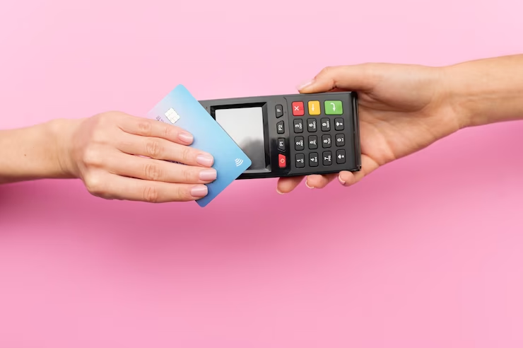 Quando vale a pena antecipar recebimentos de cartão de crédito na sua clínica
