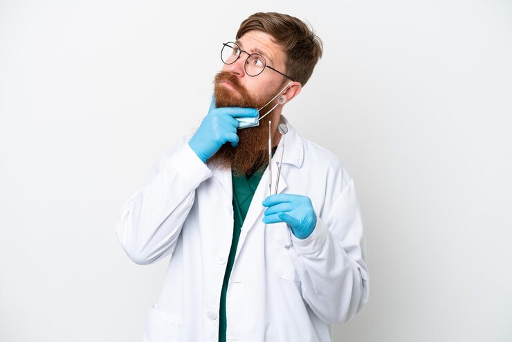 Abrir seu próprio consultório odontológico ou trabalhar para os outros?