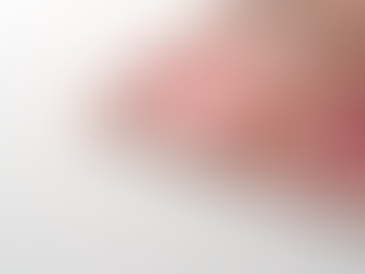 The Guide to Choosing Between Soft Glam Natural and Red Glam