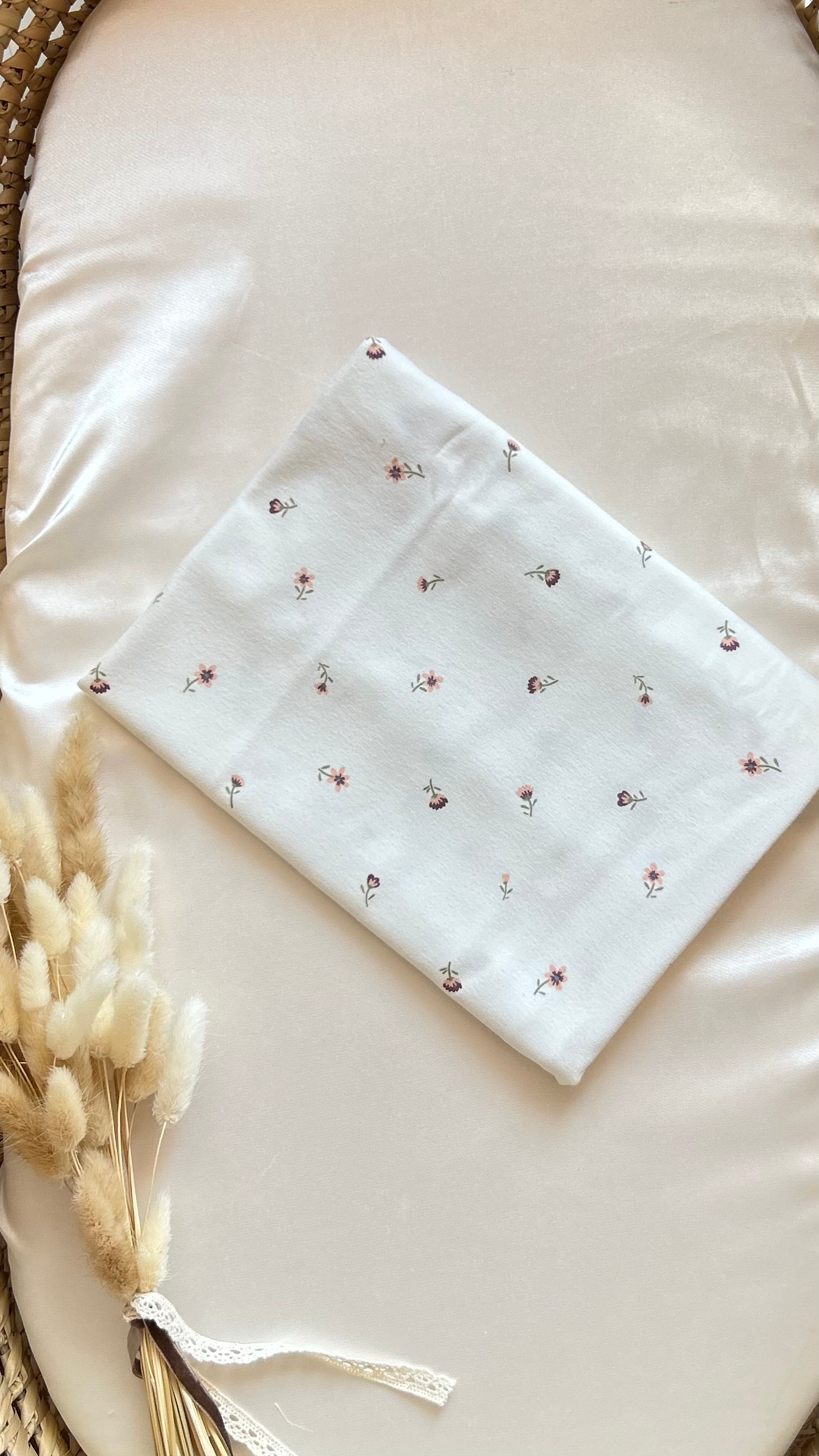 Algodón Jersey Florecitas  (Punto camiseta)  15€/m