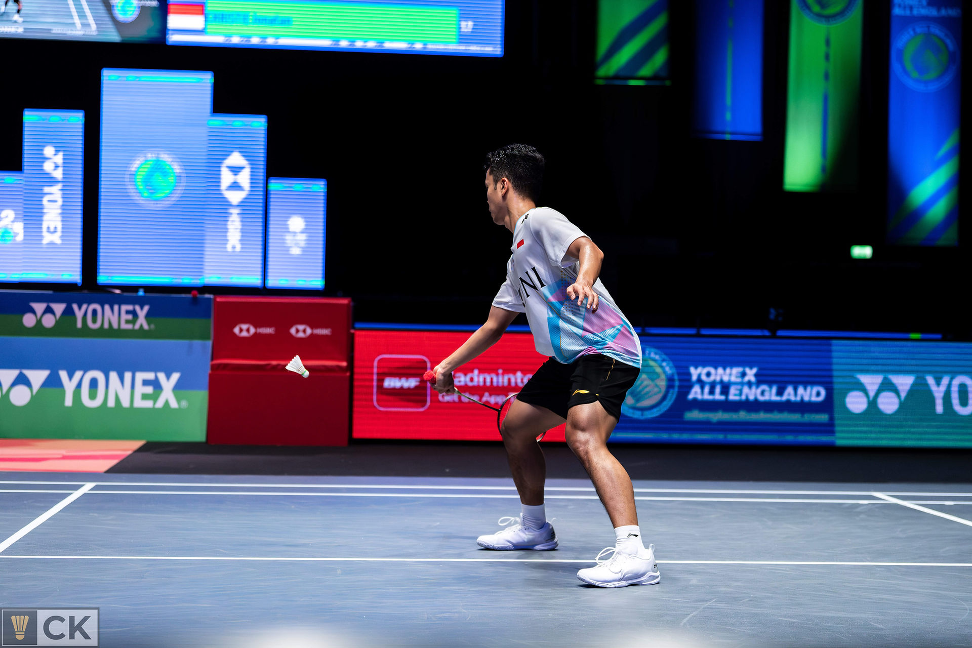 Anthony Ginting wearing Li Ning Blast SE shoes